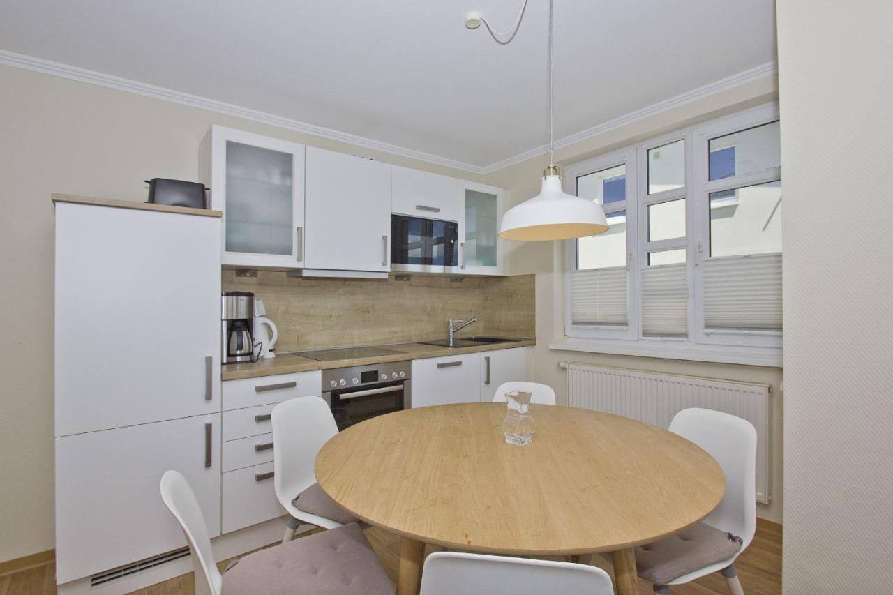 Meeresblick Fewo: Ocean View with Ahoi Spa Access Goehren  Exterior photo