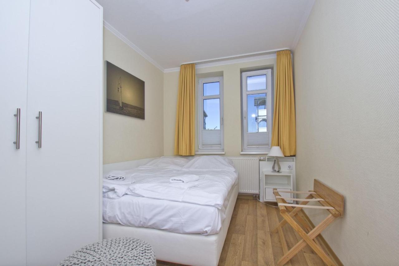 Meeresblick Fewo: Ocean View with Ahoi Spa Access Goehren  Exterior photo